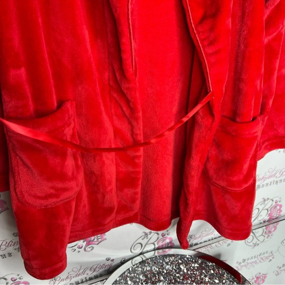 Victoria secret robe fleece soft cozy blanket style red writing on back - Picture 5 of 7